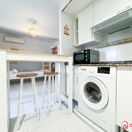 Oropesinka Apartment *